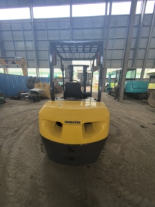 Buen estado, Komatsu FD30 carretilla elevadora de segunda mano, máquina elevadora de 3 toneladas usada barata Komatsu FD30, gran oferta - Product Image 6
