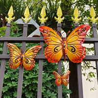Décorations murales papillon en métal, sculpture de décoration murale papillon suspendue pour jardin extérieur pour la maison, la chambre à coucher et le salon