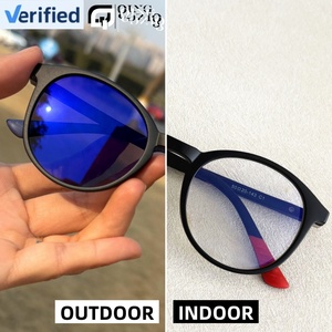 Lunettes photochromiques anti-lumière bleue pour hommes, stock disponible en gros, protection UV400, lunettes de luxe photogray. - Product Image 3