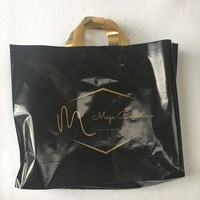 Vente en gros de sacs de transport en plastique PE thermoscellés à long manche impression offset pour emballage de vêtement étanche avec logo