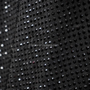 Tissu FB002 de luxe extensible orné de perles, de cristaux noirs et de strass pour robe de créateur - Product Image 2