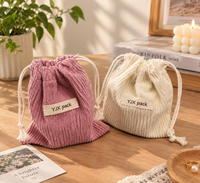 Sac à cordon en velours côtelé vintage avec étiquette en tissu personnalisée, petite pochette portable pour accessoires, emballage cadeau