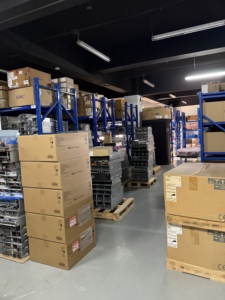 Động cơ đơn địa phương EMC vplex VS6 mới - Product Image 5