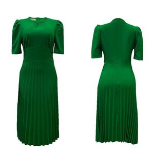 Summer New <b>Dress</b> <b>Plus</b> <b>Size</b> European American Casual Short Sleeve Pleated Solid Color - Product Image 2