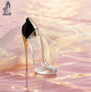 Flacon Cylindrique Personnalisable <span class=keywords><strong>de</strong></span> Luxe Élégant en Verre Cristal 80ml en <span class=keywords><strong>Forme</strong></span> <span class=keywords><strong>de</strong></span> Chaussure à <span class=keywords><strong>Talon</strong></span> Haut avec Pulvérisateur Pompe et Bouchon Scellé – Idéal Cadeau - Product Image 4