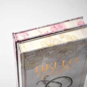 Impression de <span class=keywords><strong>livre</strong></span> broché personnalisé sur le thème de l'<span class=keywords><strong>amour</strong></span> romantique, édition spéciale avec bords pulvérisés - Product Image 5