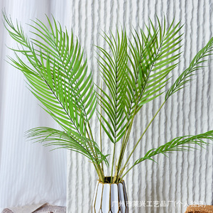 Feuilles de palmier artificielles Laixing 75 cm en plastique souple résistant aux UV pour décoration extérieure de mariage - Product Image 4