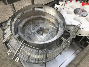 Ligne de production automatique de remplissage et d'étiquetage de poudre chimique avec moteur à engrenages pour tubes et sacs - Product Image 3