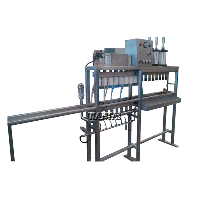 4-позиционная небольшой полуавтоматический аппарат для пива заполнителя бутылки розлива и укупорки машины