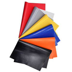 Rouleau de bâche en <span class=keywords><strong>PVC</strong></span> durable résistant à la déchirure et imperméable de différentes couleurs pour les bâches de bateaux - Product Image 1