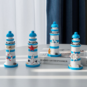 Mini phare décoratif en bois de style méditerranéen, ensemble de 4, 15 cm, décoration d'intérieur, souvenir de bord de mer - Product Image 1