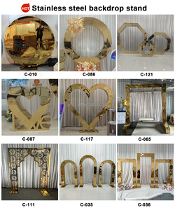 Arco Nuziale di Lusso in Oro, Struttura di <span class=keywords><strong>Sfondo</strong></span> in Acciaio Inossidabile <span class=keywords><strong>con</strong></span> <span class=keywords><strong>Fiori</strong></span> Artificiali per Decorazioni di Palchi Matrimoniali - Product Image 5