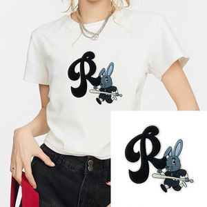 Sourire rose brodé personnalisé visage et coeur avec tissu sergé sur vêtement et accessoires de traitement - Product Image 6