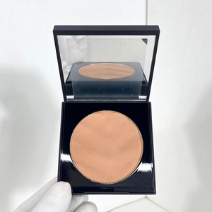 Polvo al por mayor para almacenes con textura fina, color brillante y natural, y aplicación versátil para base de maquillaje en polvo para damas. - Product Image 3