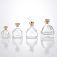 Diffuseur d'huiles essentielles en verre de luxe personnalisable 45 ml 100 ml 140 ml 180 ml avec bâtonnet ou bouchon
