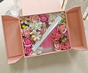 Boîte de proposition personnalisée pour demoiselle d'honneur, coffret cadeau de mariage de luxe, coffret cadeau de <span class=keywords><strong>spa</strong></span> parfumé rose, cadeaux de la Saint-Valentin pour femmes, cadeau d'anniversaire - Product Image 1