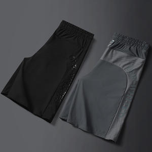Pantalones cortos deportivos informales ligeros de secado rápido de verano para hombre para uso en el gimnasio - Product Image 2