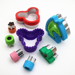 Cortador de sándwich con forma de Animal y sellador de oso para niños, cortador de <span class=keywords><strong>galletas</strong></span>, forma de cortador de frutas y verduras - Product Image 4
