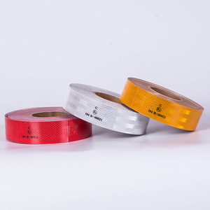 เทปสะท้อนแสงสีขาว เหลือง แดง ECE 104 R 104R แบบมีกาวในตัว สำหรับรถยนต์ รถบรรทุก ใช้สำหรับทำเครื่องหมายเพื่อความปลอดภัย - Product Image 3