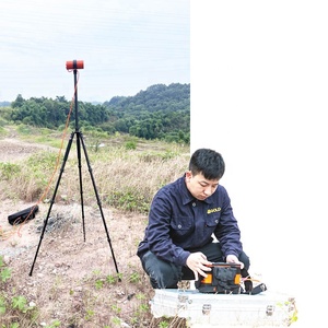 Magnétomètre à précession de protons (PPM) portable, magnétomètre de champ magnétique terrestre utilisé pour la recherche de fer, de cuivre et d'or au sol - Product Image 2