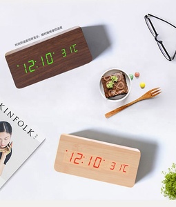 Quà Tặng Tốt Nhất Khuyến Mại Bàn & Bảng Đồng Hồ Kỹ Thuật Số Đồng Hồ Sạc Không Dây Điện Thoại 5W 10W Không Dây Sạc Bằng Gỗ LED Đồng Hồ Báo Thức - Product Image 6