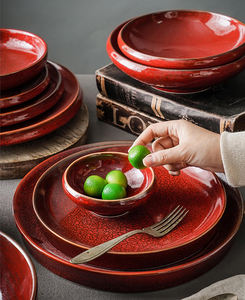 Ensemble de vaisselle colorée rétro au four rouge ensemble d'<span class=keywords><strong>assiettes</strong></span> et de bols en céramique de <span class=keywords><strong>porcelaine</strong></span> plats et <span class=keywords><strong>assiettes</strong></span> pour la décoration de mariage - Product Image 3