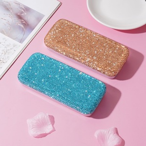 Custodia per occhiali da sole da donna Diamond Internet nuova custodia per occhiali da sole portatile leggera Anti-pressione rettangolo Celebrant - Product Image 2