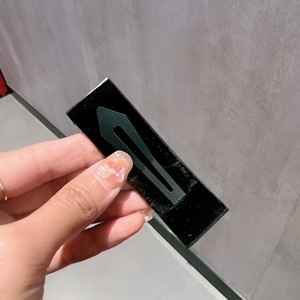 Venta al por mayor de fábrica Mujeres Rhinestone Snap Hair Clips Glitter Side Clip Crystal Horquillas - Product Image 6