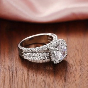 Set di Anelli Scintillanti da Donna, Stile Micro Pave, Gioielli Impilabili alla Moda - Product Image 4
