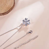 Collier Pendentif Fleur Minimaliste en Argent Sterling 925 Kirin avec Moissanite Taille Poire, Plaqué Rhodium, Bijoux en Grappe OEM ODM