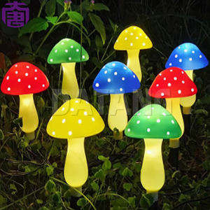 Lumière de jardin LED extérieure étanche à haute luminosité, simulation de champignon, style 3D, à brancher, avec indice de protection IP65 - Product Image 6