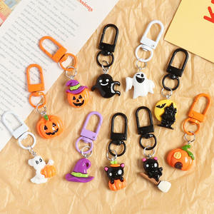 LLavero de resina de serie Halloween de dibujos animados creativos bolsa colgante de plástico colgante decorativo pequeños regalos para parejas o novias - Product Image 4
