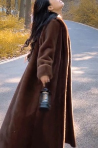 <span class=keywords><strong>Cappotto</strong></span> Lungo Invernale da <span class=keywords><strong>Donna</strong></span> Elegante in <span class=keywords><strong>Pelliccia</strong></span> Sintetica di Visone Stile Rilassato <span class=keywords><strong>con</strong></span> Collo e Fodera in Poliestere, Nuovo Modello di Alta Gamma - Product Image 5