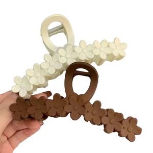 Korean Style Large Shark <b>Clip</b> Hair Accessory 14 Cm Mixed Colors Plastic For Women Daily Use - Product Image 5