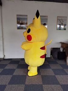 Costume <span class=keywords><strong>adulte</strong></span> unisexe vente en gros mascotte de costume de <span class=keywords><strong>Pikachu</strong></span> géante gonflable en peluche pour adultes pour la location - Product Image 2