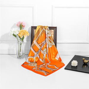 <span class=keywords><strong>ผ้า</strong></span>พันคอซาตินพิมพ์ลายดีไซน์เนอร์ทำจาก<span class=keywords><strong>ผ้า</strong></span>ไหม100% <span class=keywords><strong>ผ้า</strong></span><span class=keywords><strong>คลุม</strong></span>ฮิญาบหรูหราขนาด50x50ซม. <span class=keywords><strong>ผ้า</strong></span><span class=keywords><strong>คลุม</strong></span>หัวแบบเคลือบลายเสือดาวโลโก้ตามสั่งสำหรับฤดูใบไม้ผลิ - Product Image 1