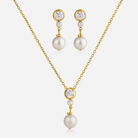 Boucles d'oreilles pendantes J&D Jewelry en acier inoxydable plaqué or 18 carats, étanches, avec zircone brillante et perle de verre, pour femme, cadeau élégant