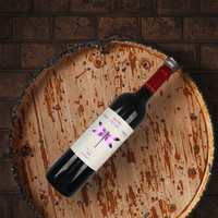 Etiquetas de botella de vino tinto impermeables con protección UV en relieve de lámina de oro púrpura personalizadas, adhesivo fuerte, cervezas y bebidas