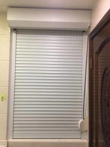 Accessori in alluminio motorizzati di sicurezza elettrica persiane avvolgibili per porte in acciaio metallico <span class=keywords><strong>finestra</strong></span> moderna per persiane 1 Set verticale più economico - Product Image 5