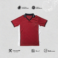Maillots d'entraînement de football personnalisés respirants et antibactériens 100 % polyester, avec numéros d'équipe, service OEM, coupe courte