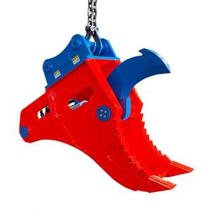 Cisaille de souche de coupe d'excavatrice Les tas de racines d'arbres après la déforestation sont nettoyés cisaillement de souche de coupe en bois - Product Image 4