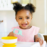Mumlove Produit d'usine personnalisé pour bébé Toon Net Worth 2021 Cute Elephant Baby Magic Silicone Teether Spoon Rest BPA Free Pacifier Clips for Bebe