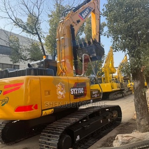 Excavatrice Sany SY215C d'occasion de Chine, 20 tonnes, hydraulique, sur chenilles, de seconde main, pour travaux lourds - Product Image 3