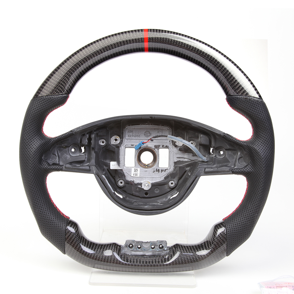 AMG : Fibre de carbone véritable (avec vibration, sans chauffage)