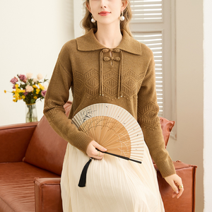 Personnalisé Nouveau Style Chinois Gland Grenouille Bouton Col Rabattu Femmes Haut En Tricot - Product Image 2