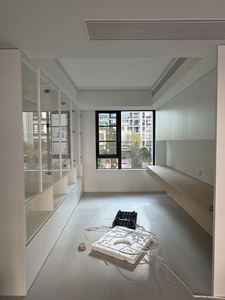 Vitrina Moderna de Madera Maciza para Sala de Estar y Comedor |   Muebles para el Hogar - Product Image 6