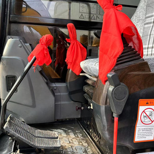 Miniexcavadora SANY SY95C con Certificación EPA y CE en China, Maquinaria de Excavación para Construcción, Excavadora de Cadenas Sany 95C de Segunda Mano - Product Image 6