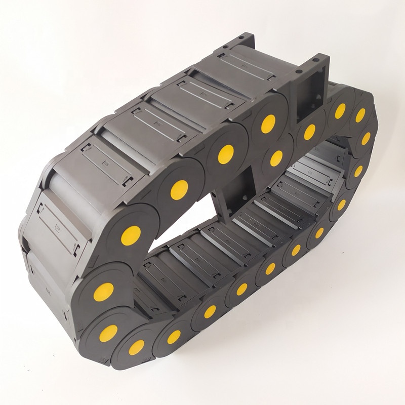 Завод сделал 65*125 * R150 полностью закрытый пластиковый цепью