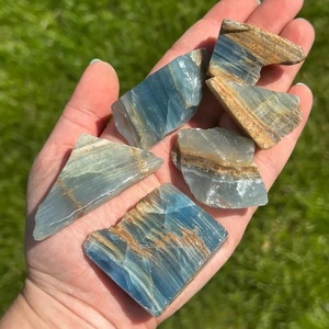 Pierre brute d'onyx bleu naturel en gros, cristal brut, spécimen minéral pour le polissage, le cabochon, la guérison, la décoration de la maison - Product Image 6