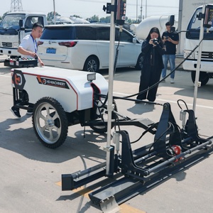 Bon <span class=keywords><strong>prix</strong></span> <span class=keywords><strong>chape</strong></span> laser à 2 roues nivellement automatique haute efficacité facile à utiliser équipement de nivellement de sol en <span class=keywords><strong>ciment</strong></span> de haute qualité - Product Image 3